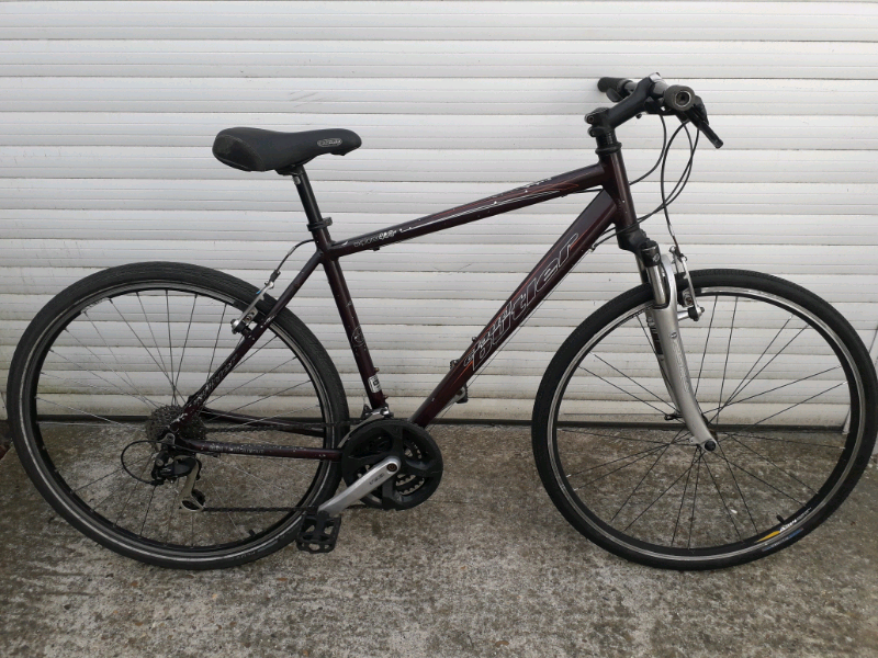 Claud Butler Explorer 400 hybrid bike 